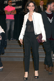 Juliette Binoche feet photo thumbnail