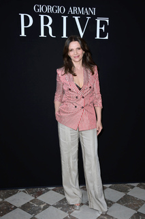 Juliette Binoche feet photo thumbnail