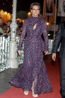 Juliette Binoche feet photo thumbnail