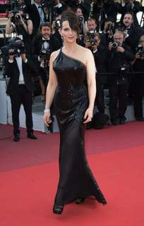 Juliette Binoche feet photo thumbnail