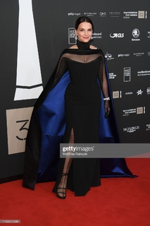 Juliette Binoche feet photo thumbnail