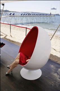 Juliette Binoche feet photo thumbnail