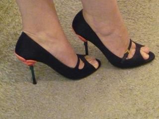 Juliette Binoche feet photo thumbnail