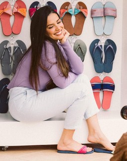 Juliette feet photo thumbnail