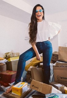 Juliette feet photo thumbnail