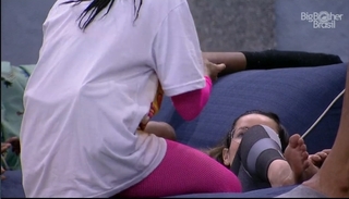 Juliette feet photo thumbnail