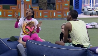 Juliette feet photo thumbnail