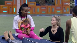 Juliette feet photo thumbnail