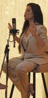 Juliette feet photo thumbnail