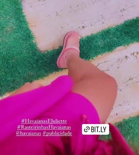 Juliette feet photo thumbnail