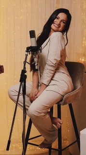 Juliette feet photo thumbnail