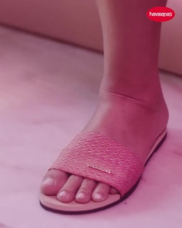 Juliette feet photo thumbnail