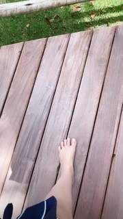 Juliette feet photo thumbnail