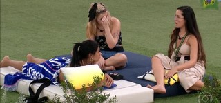 Juliette feet photo thumbnail