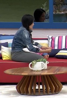 Juliette feet photo thumbnail