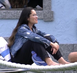 Juliette feet photo thumbnail