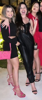 Juliette feet photo thumbnail