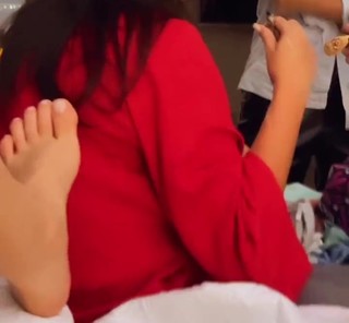 Juliette feet photo thumbnail