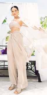 Juliette feet photo thumbnail