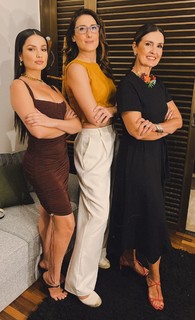 Juliette feet photo thumbnail