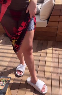 Juliette feet photo thumbnail