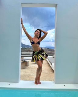 Juliette feet photo thumbnail