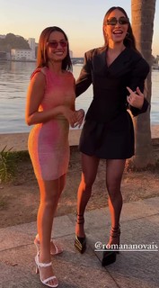 Juliette feet photo thumbnail