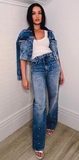 Juliette feet photo thumbnail