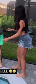 Juliette feet photo thumbnail