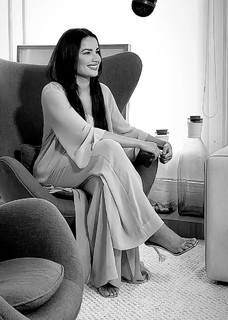 Juliette feet photo thumbnail