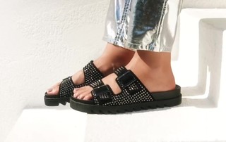 Juliette feet photo thumbnail