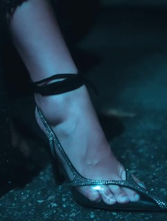 Juliette feet photo thumbnail