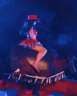 Juliette feet photo thumbnail