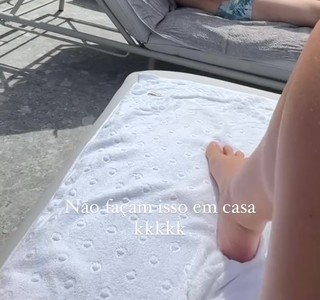 Juliette feet photo thumbnail