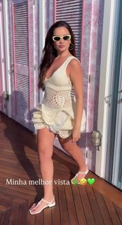 Juliette feet photo thumbnail