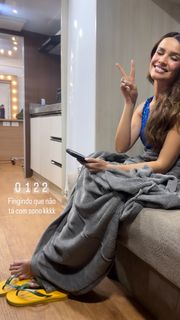 Juliette feet photo 2