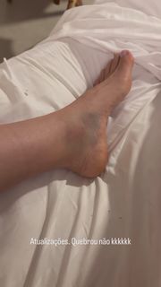 Juliette feet photo 9