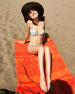 Juliette Goglia feet photo 10