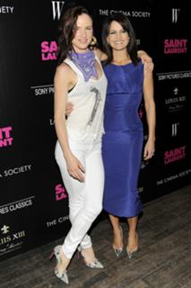 Juliette Lewis feet photo thumbnail
