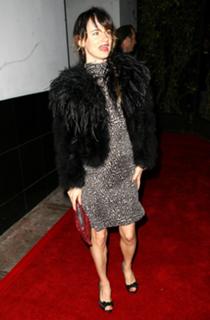 Juliette Lewis feet photo thumbnail