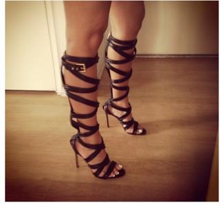 Julissa Bermudez feet photo 3