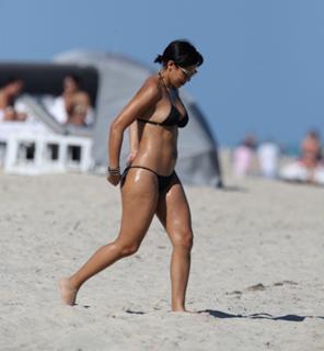 Julissa Bermudez feet photo 12