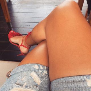 Julissa Bermudez feet photo 4