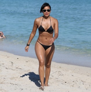 Julissa Bermudez feet photo 12