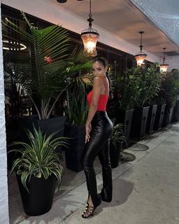 Julissa Bermudez feet photo 7