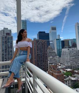 Julissa Bermudez feet photo 2