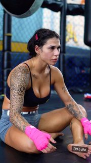 Jully Poca feet photo 6
