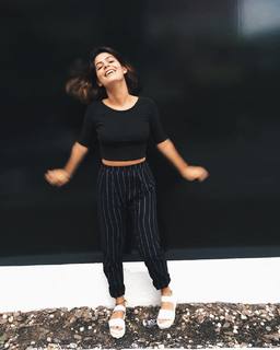 Julya Dalavia feet photo 16