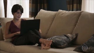 Julya Dalavia feet photo 1