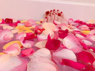 Jun Amaki feet photo 3